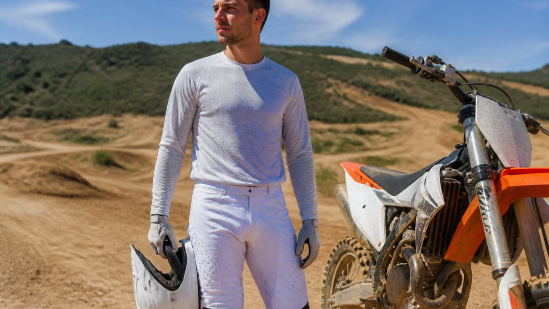 Best Motocross Gear for Hot Weather Riding