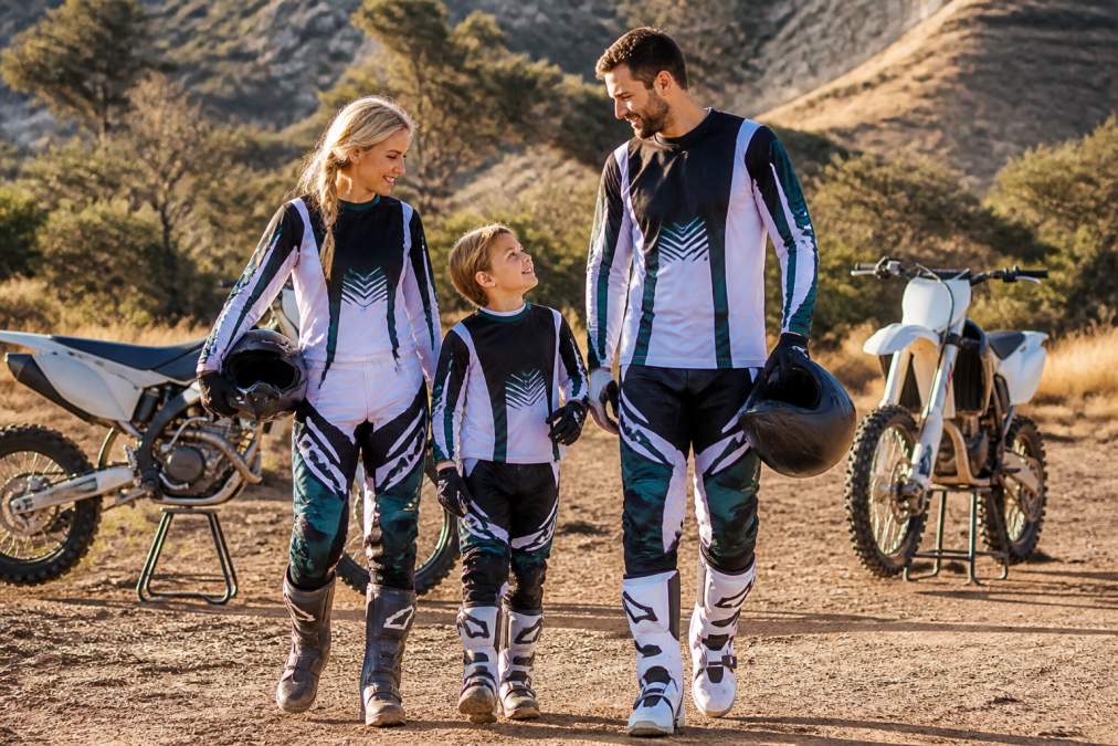 Why Wear Matching Motocross Gear: Family Guide for 2026